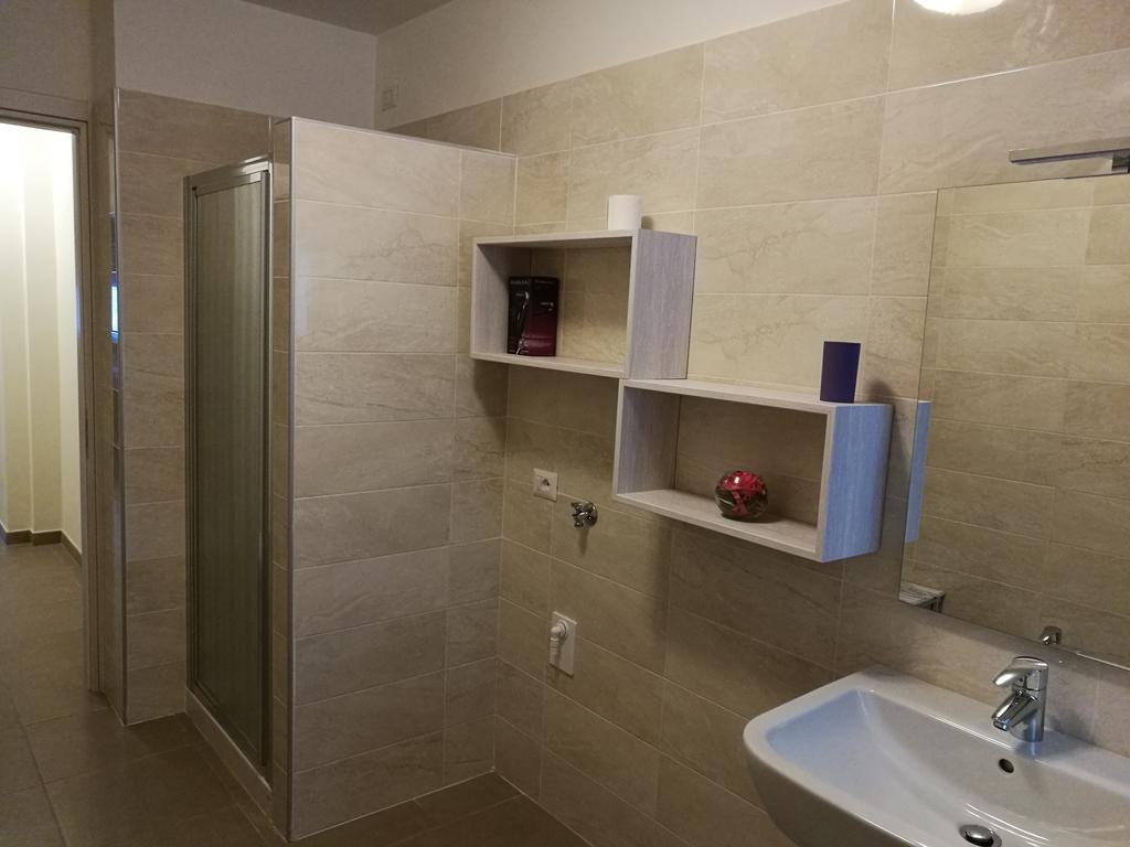 Melibi - Re Lear Apartments فيرونا المظهر الخارجي الصورة